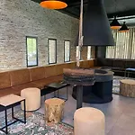 Logis Nimotel 3*