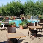 Otel Logis Nimotel Nîmes