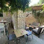 Logis Nimotel Nîmes