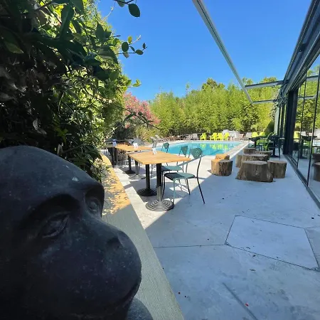 ホテル Logis Nimotel Cosy