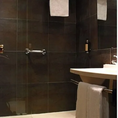 Hotel Logis Nimotel
