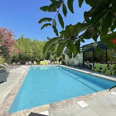 Otel Logis Nimotel Nîmes