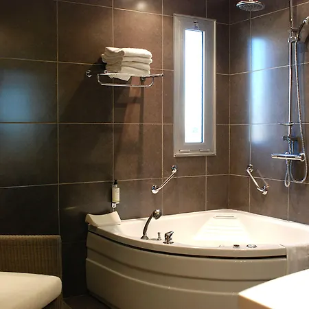 Ξενοδοχείο Logis Nimotel Cosy 3*