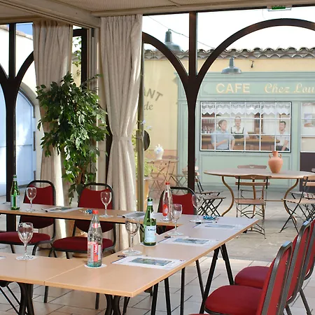 Logis Nimotel Hotel 3*