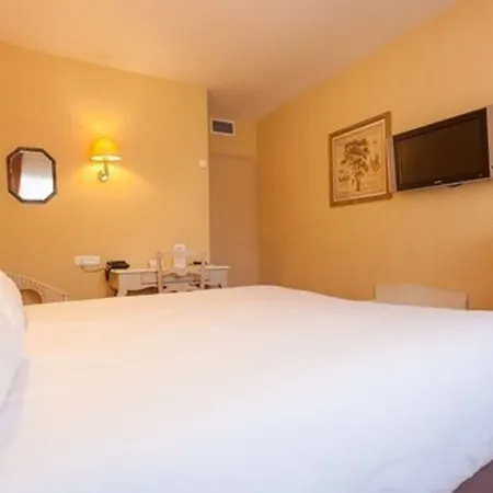 Logis Nimotel Cosy 3*