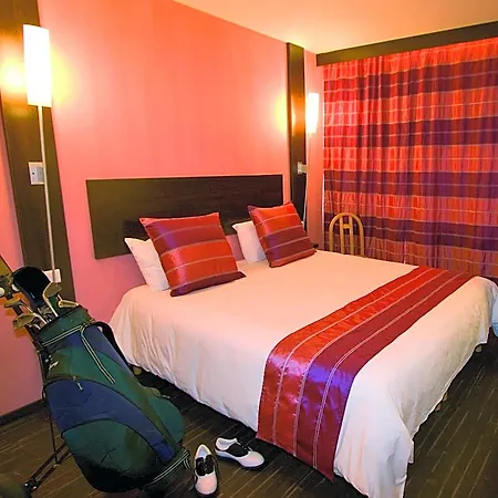 Logis Nimotel Otel 3*