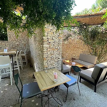 Logis Nimotel 3* Nîmes