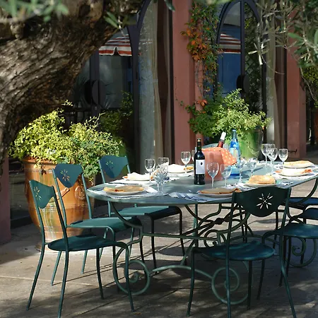 Logis Nimotel Cosy 3*