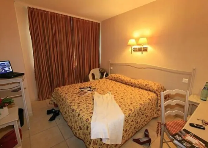 Hotel Logis Nimotel Nimes