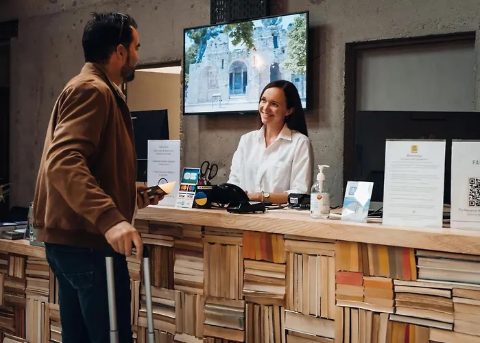 Hotel Logis Nimotel Nîmes