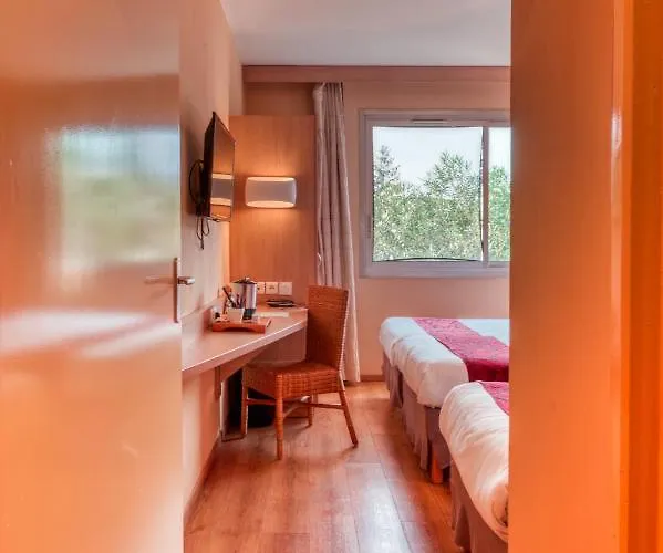 Logis Nimotel 酒店 尼姆