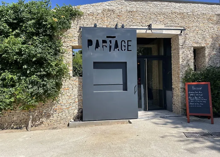 Logis Nimotel 酒店